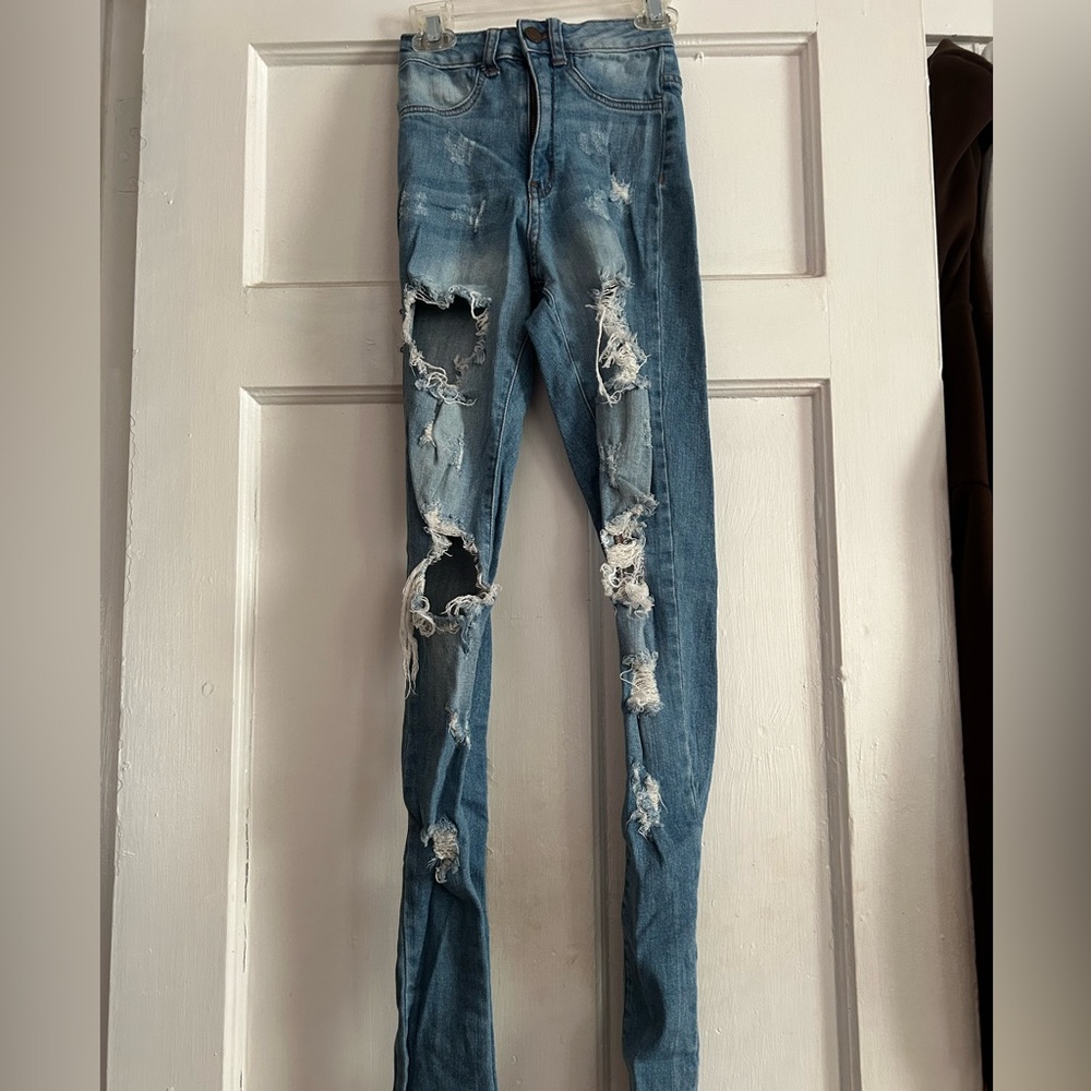 Jeans - Picture 3 of 4